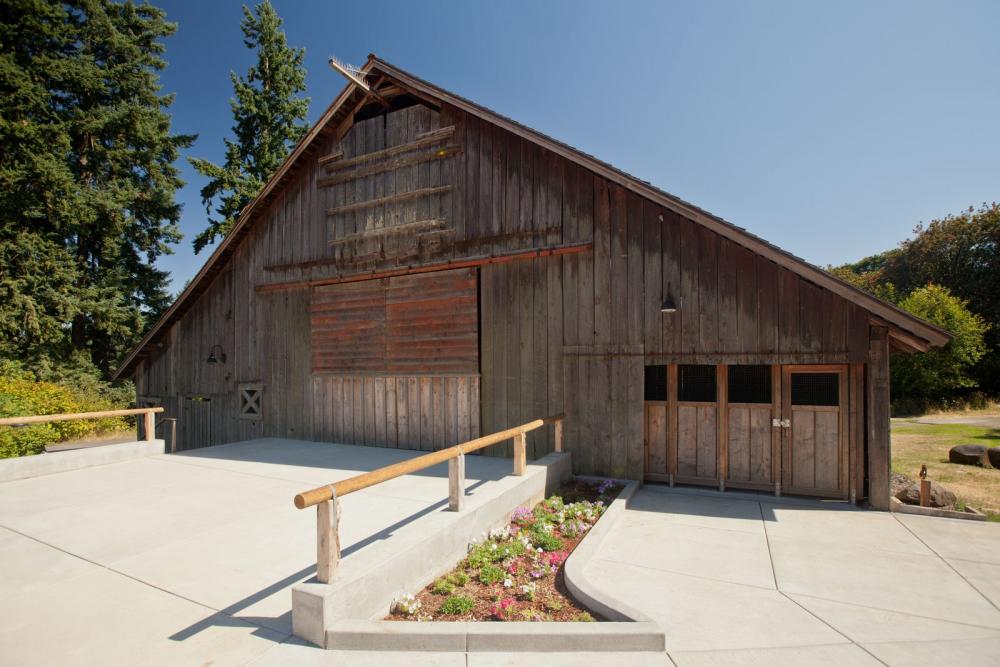 Stein Boozier Barn Wilsonville Oregon